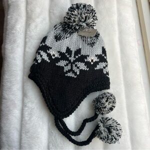 Charlie Paige Winter Hat NWT 🏷️ Black